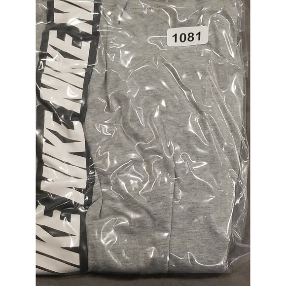 Nike Shirt Mens Large Gray Black Short Sleeve Nike Tee Spellout - Picture 11 of 11